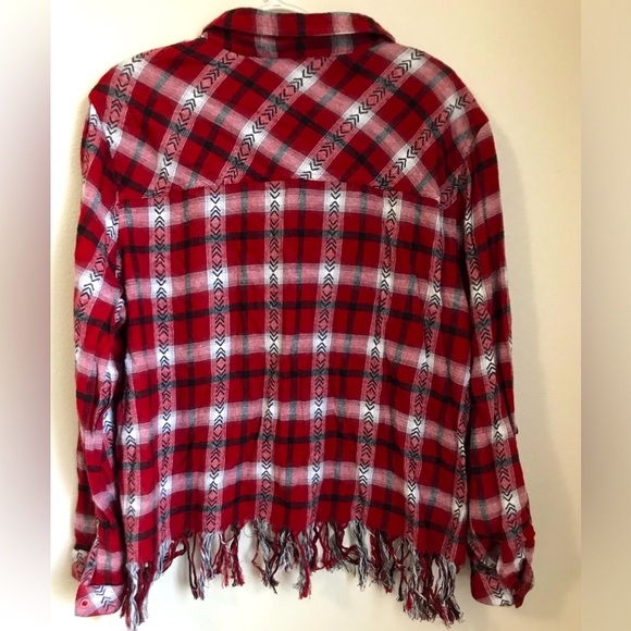 NWT Olive+Oak Women’s Boho Flannel & Plaid Fringe Button Down Cotton Top - Picture 5 of 13